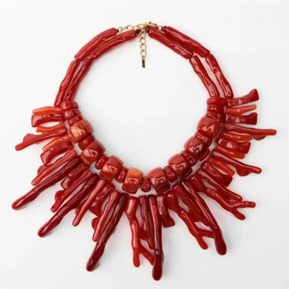 ZARA 2 PACK OF CORAL EFFECT RESIN NECKLACES - Picture 2 of 5